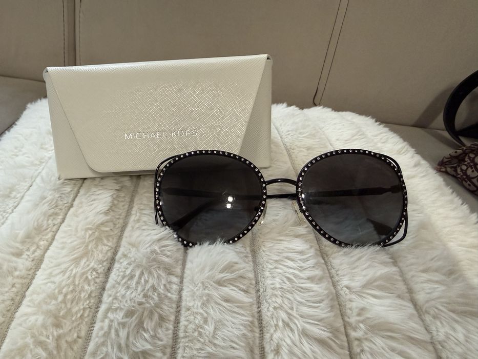 Дамски слънчеви очила