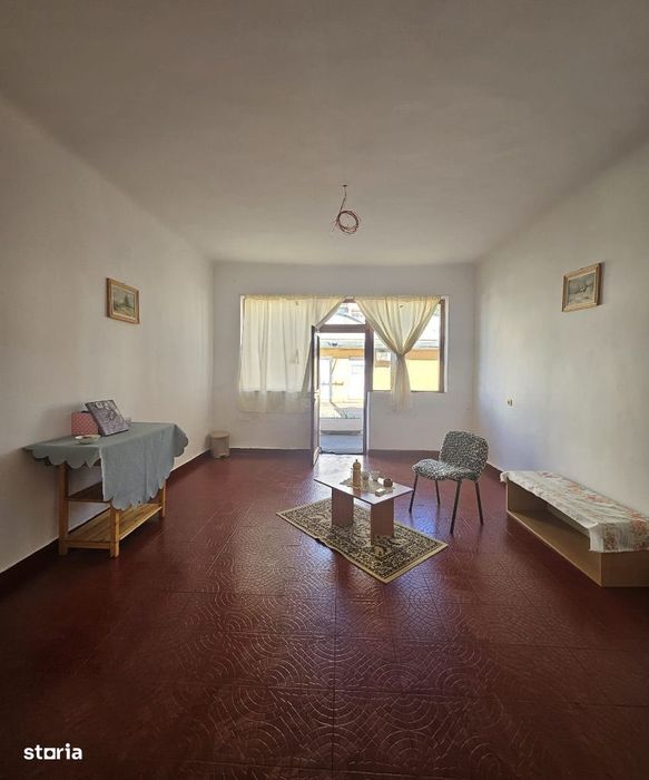 Spatiu comercial de inchiriat zona Decebal Oradea