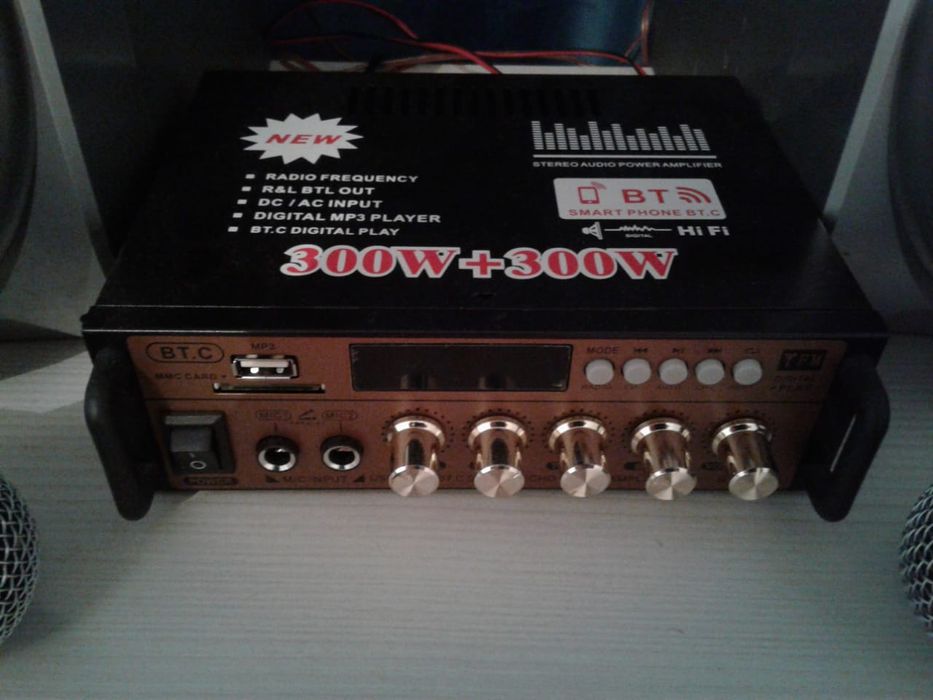 Караоке музыкальный центр