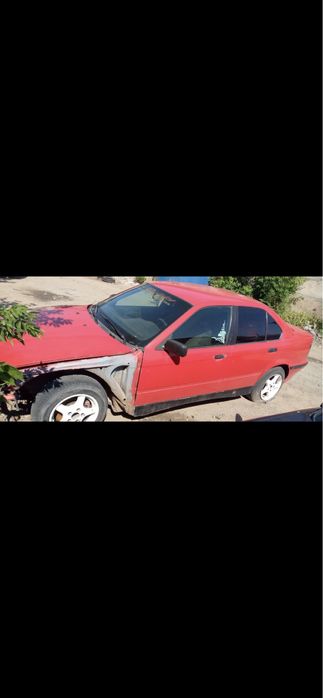 Продам BMW E36 в аварийном состояние