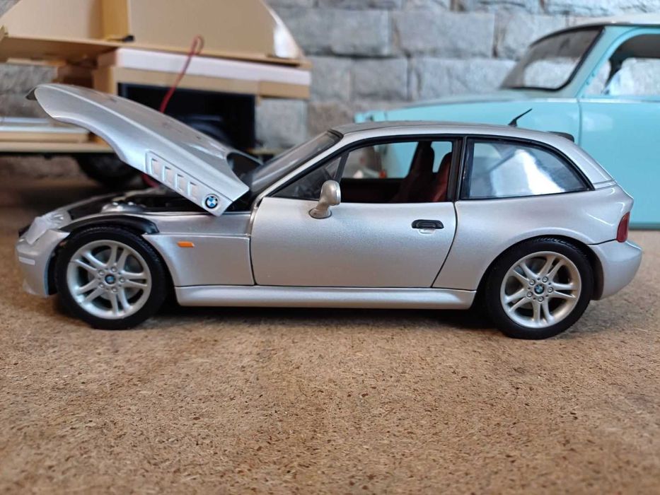BMW Z3 coupe 1/18 UT Models