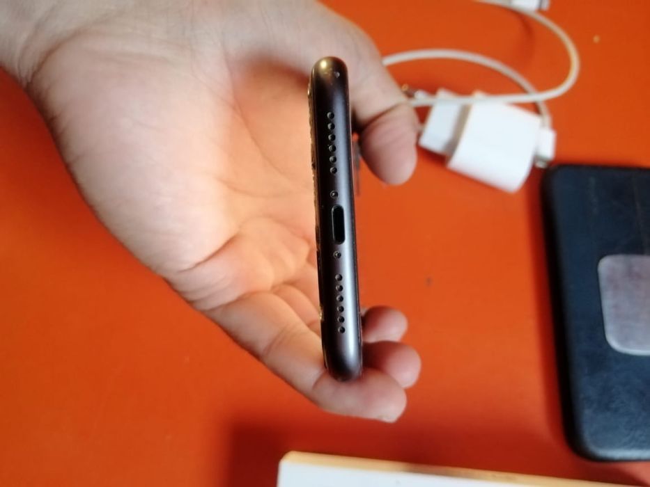 iPhone 11 black 128 гб сатылады!!! Сауда бар