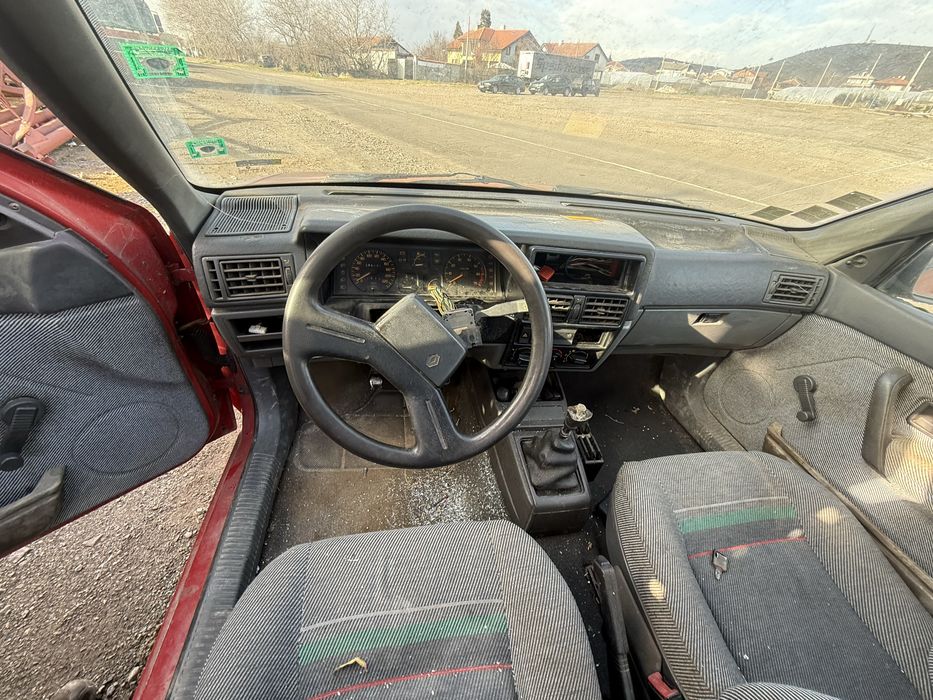 Рено 19 безин на части