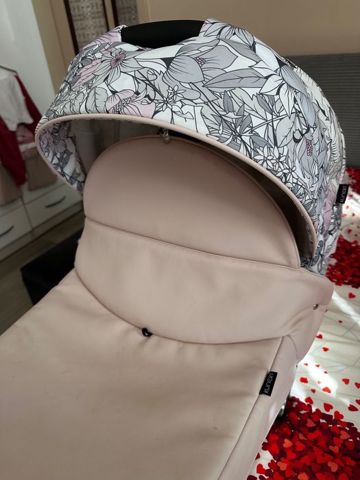 Бебешка комбинирана количка