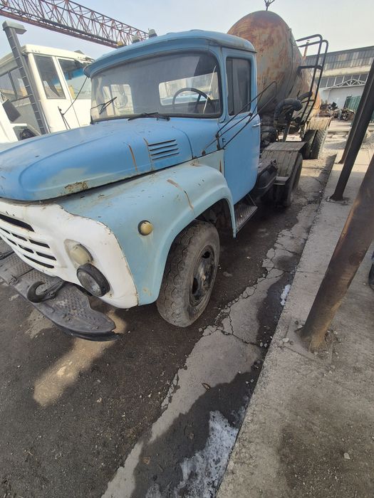Зил цементовоз тягач