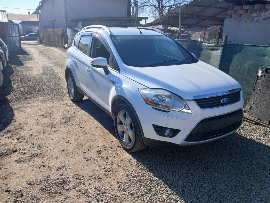Dezmembrez Piese Ford Kuga 2.0 din 2010