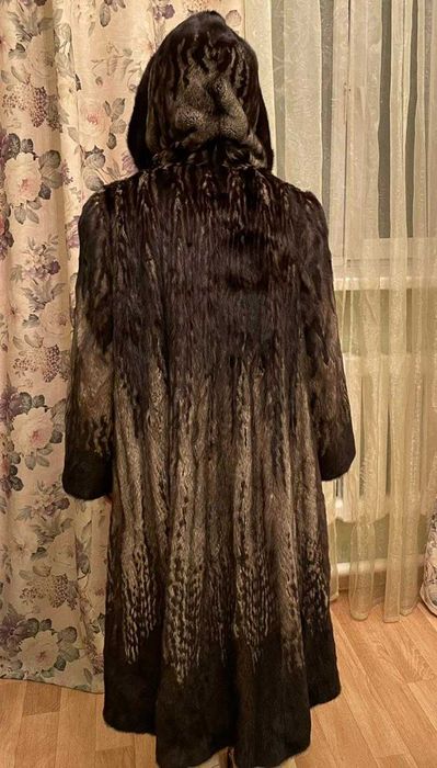 Шуба норковая с капюшоном