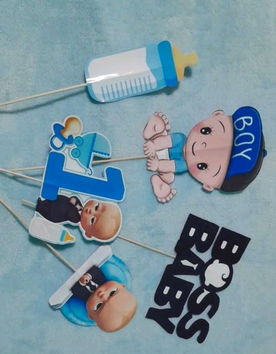 Decor de tort cu bebe