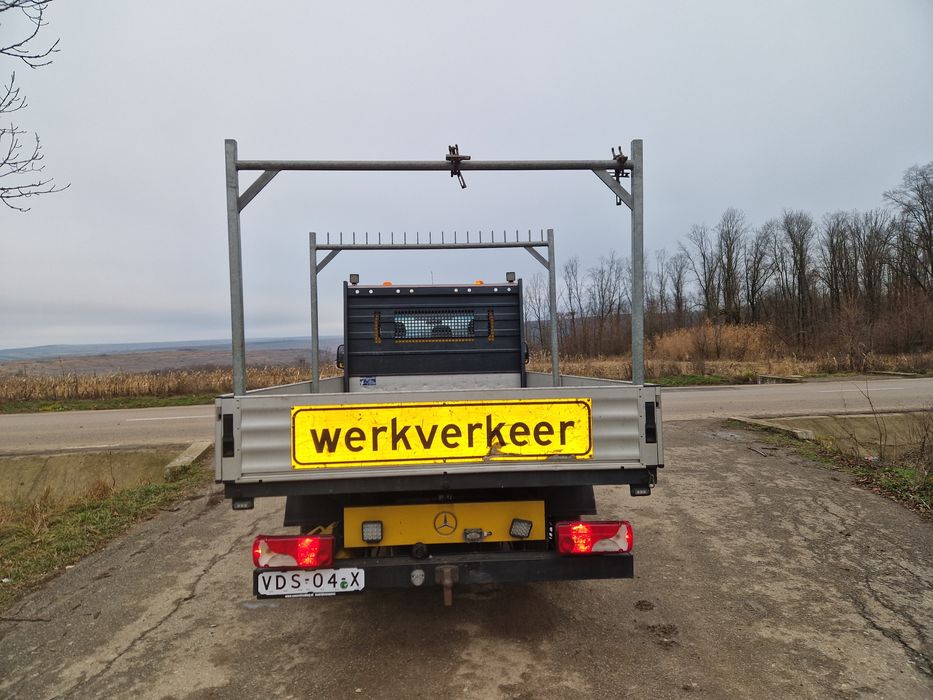 Mercedes Sprintet 513, 516