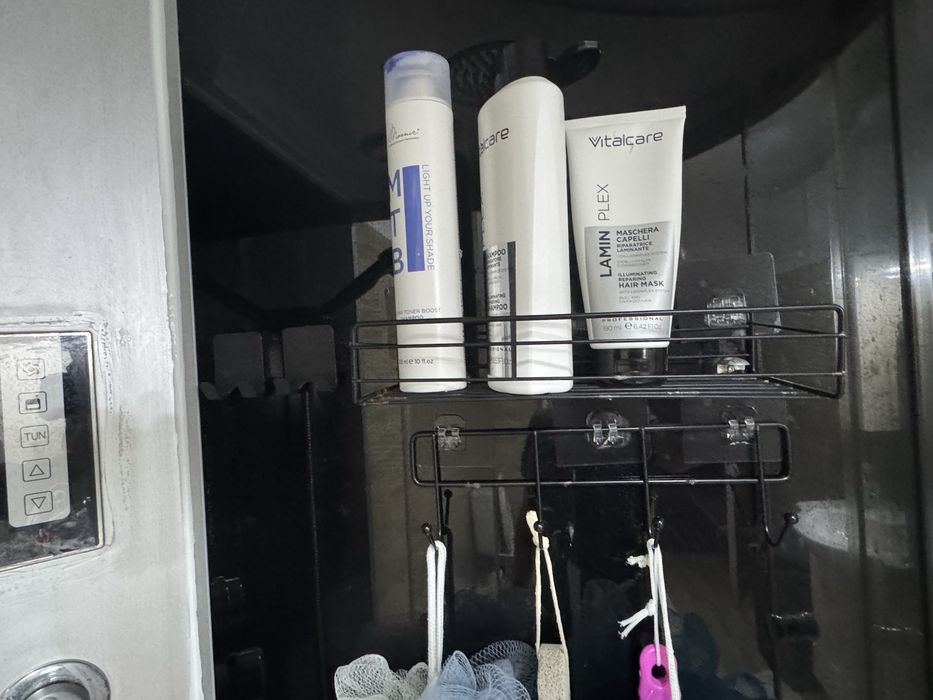 Cabina de dus cu hidromasaj
