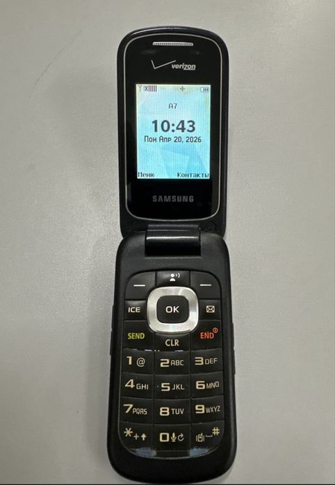 • Кнопочный телефон Samsung Gusto 3 (Verizon) б/у,в хорошем состоянии