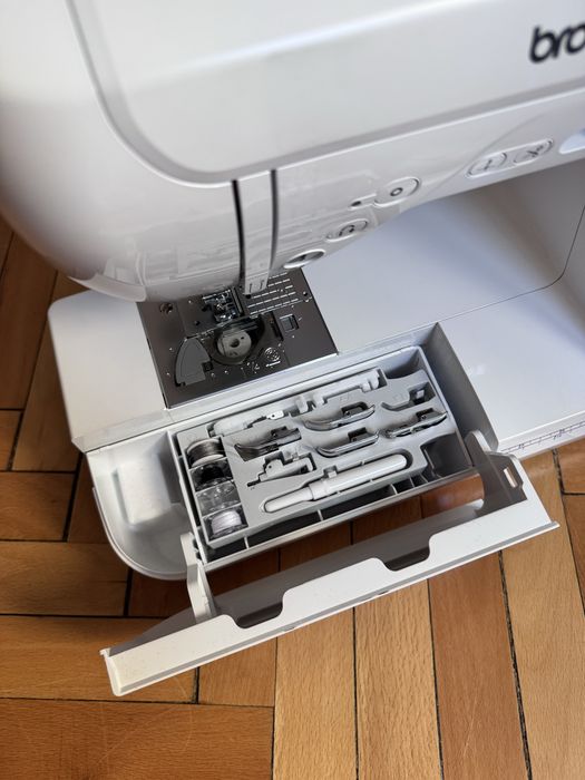 Masina de cusut Brother Innov-is F410