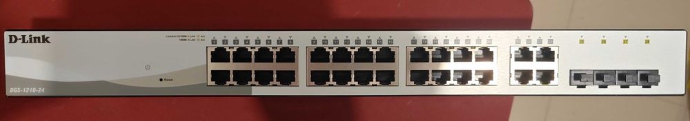 Суич D-Link DGS-1210-24 Gigabit