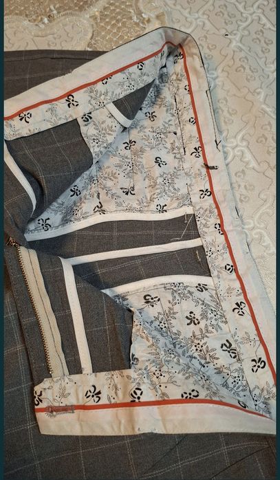 Продам мужской брюки новый