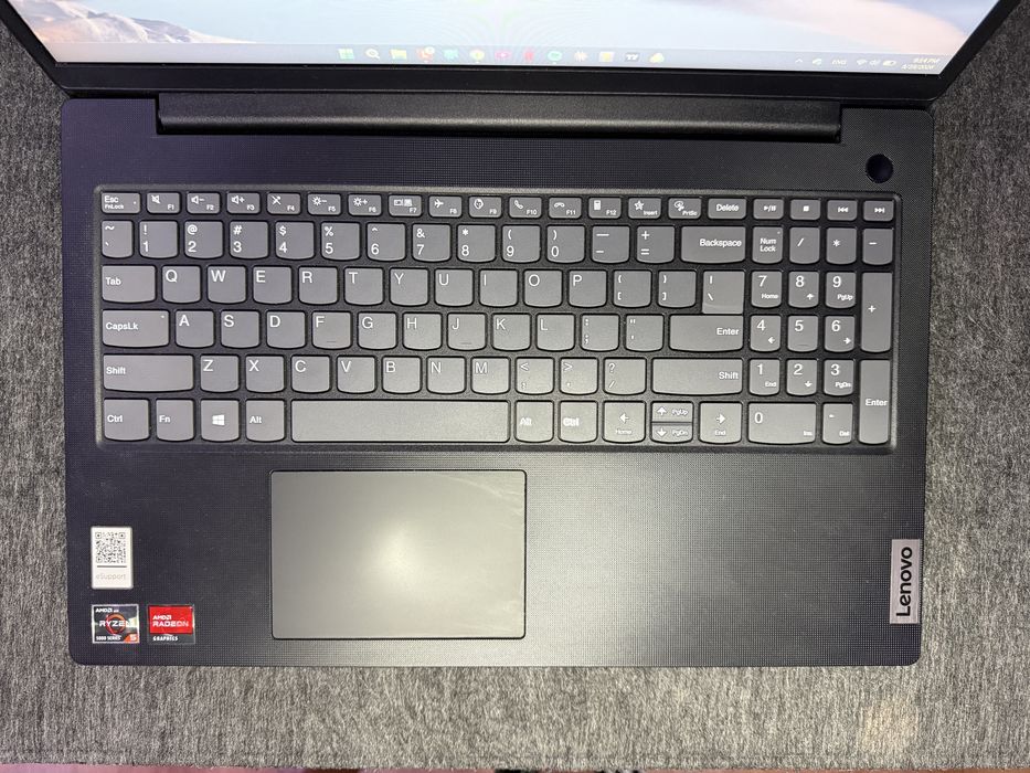 Negociabil. Laptop Lenovo V15 G2 16Gb Ram 512 SSD Ryzen 5500U