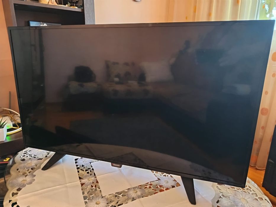 3tv led diagonala  81cm.