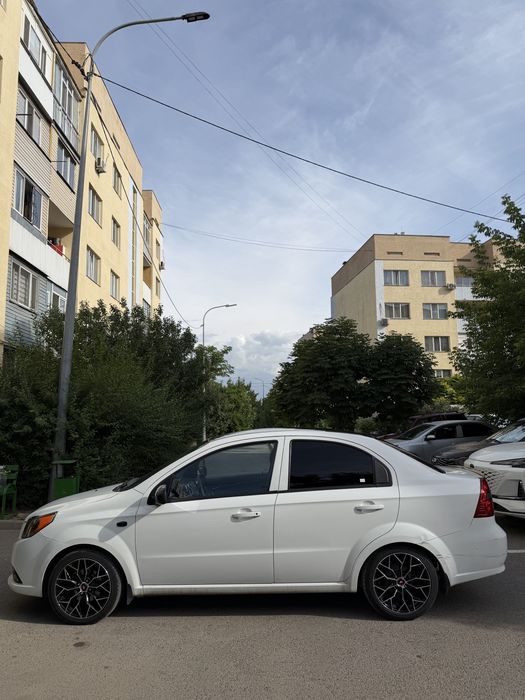 Продам диски с резиной