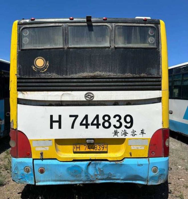 Автобусы Huangai