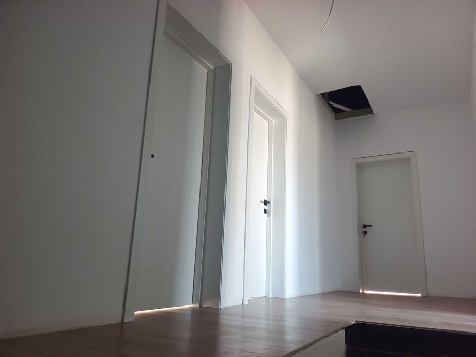 Direct de la proprietar, DUPLEX PREMIUM DE VÂNZARE ÎN GIROC, 4 dormitoare+ living, 2 fronturi stradale, propietar 220000 euro