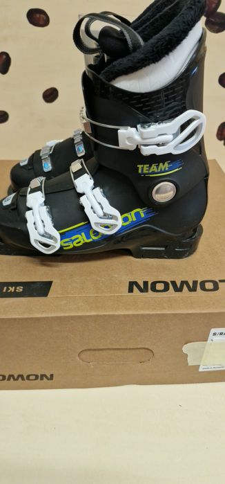 Clăpari schii Salomon aproape noi