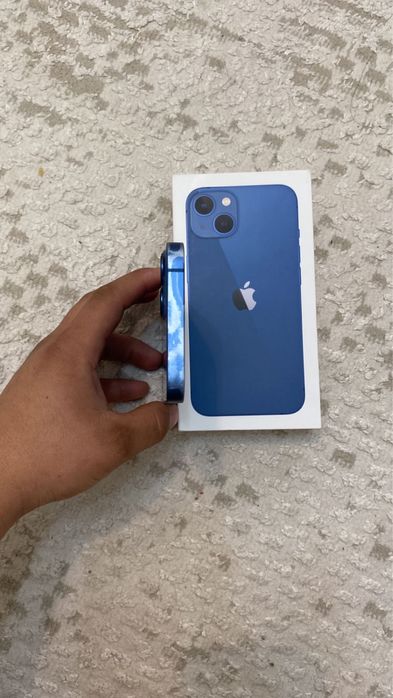 Айфон 13 128гб идеал