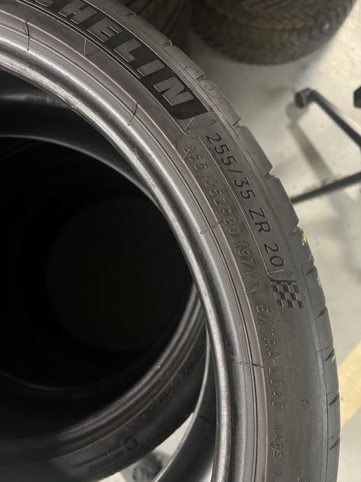 255/35/20 97Y Michelin PS4S