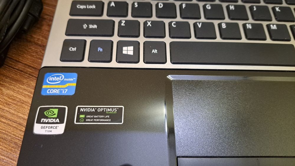 Vînd laptop Acer în stare bună de funcționare
