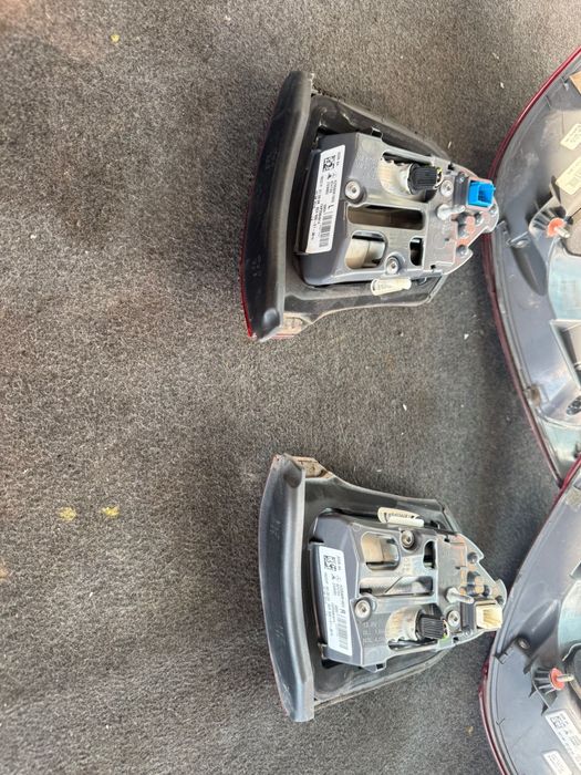 Вътрешни и външни стопове Mercedes AMG W205 комби