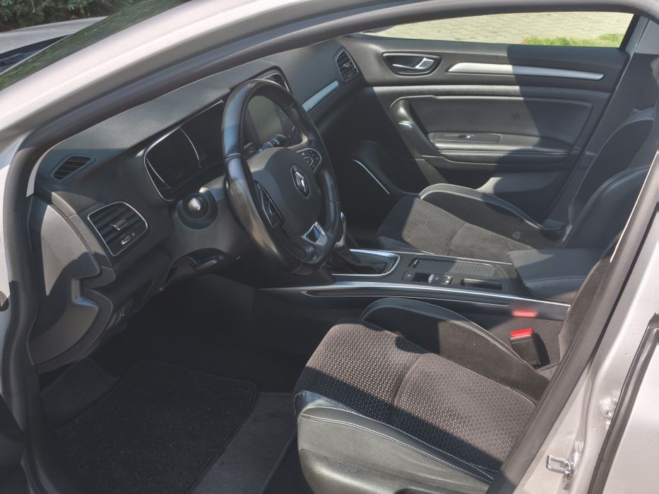 Renault Megane 4 Intens 2019 Automata 1.3 tce 140 trapa panoramica