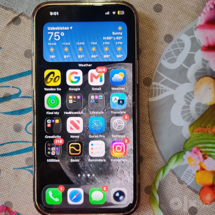 I phone 13 pro max 128 gb sotiladi 500$ original