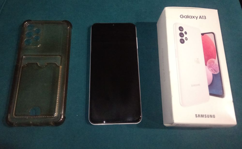 Самсунг а13 с NFC новый практически
