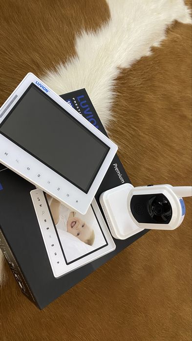 Видеокамера бебефон LUVION Prestige