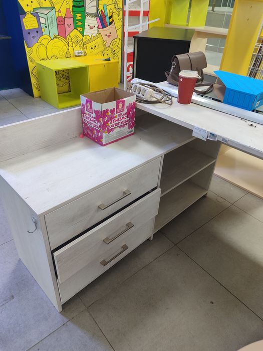 Стол офисный продам