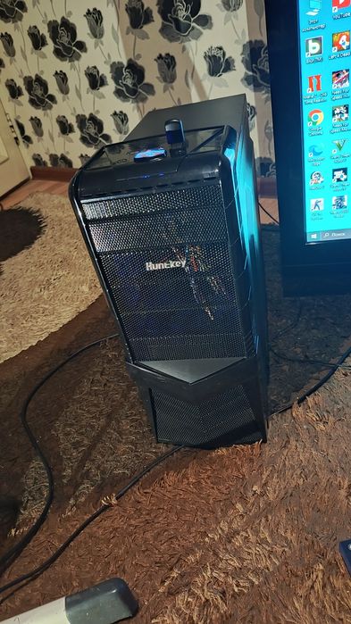 Продам компьютер Huntkey i5 4ядро