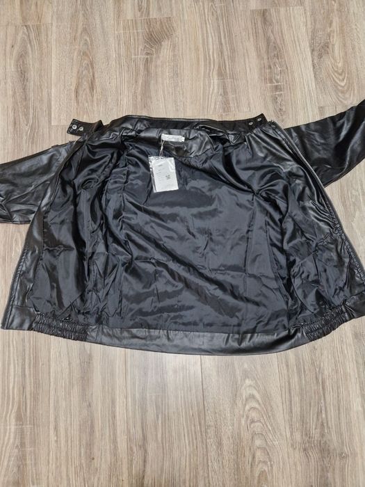 Продам куртку, экокожа