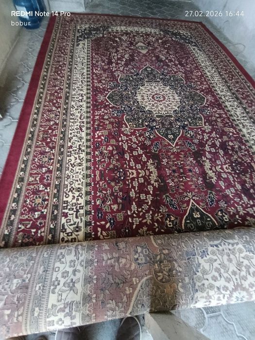 продаётся ковёр как новый