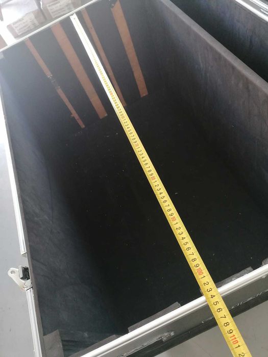 Lada profesionala de transport cu roți