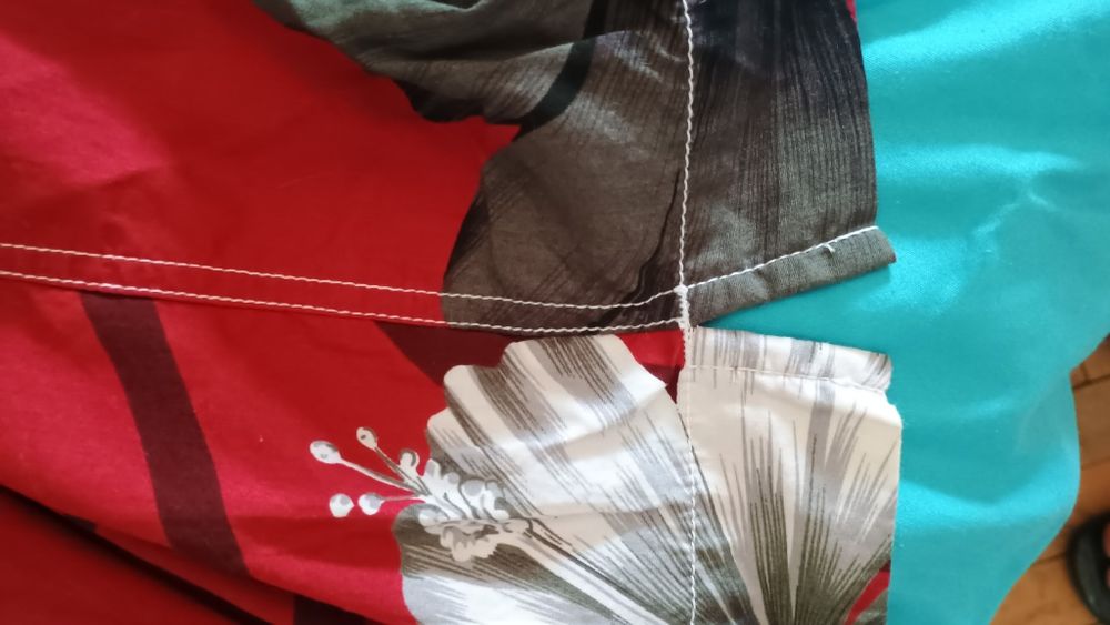 Продавам нова,мъжка хавайска,памучна риза Quiksilver ,размер Л