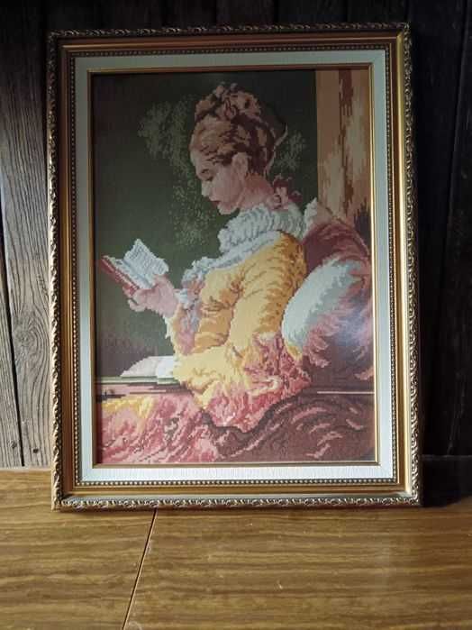 Гоблен момичето със книгата