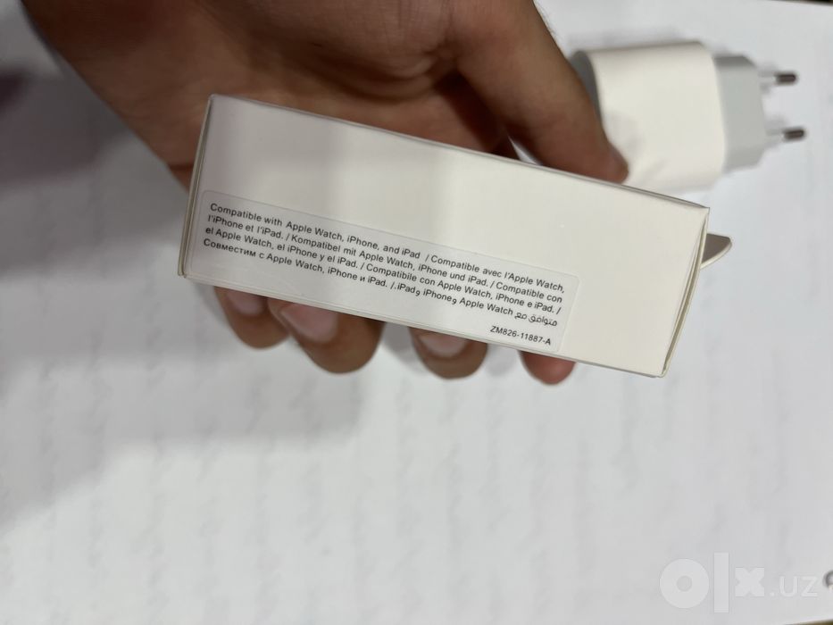Apple 20w usb-c power adapter