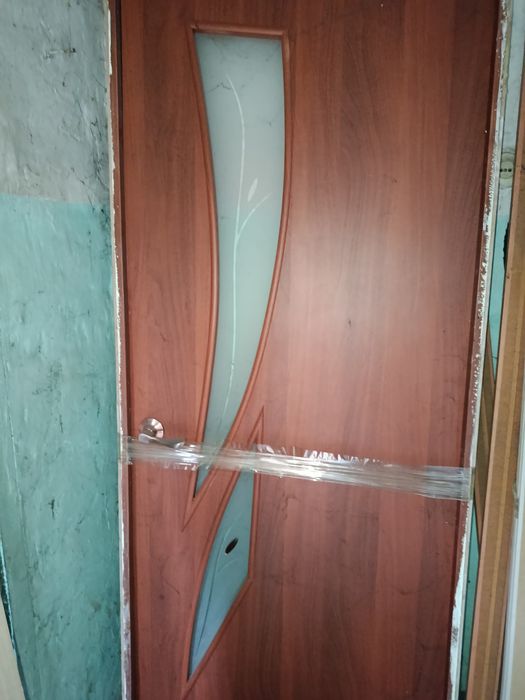 Продам двери межкомнатные