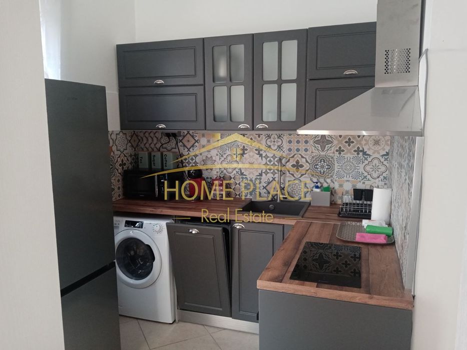 ТРИСТАЕН апартамент под наем - Център