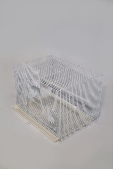 Клетки для птиц, канареек, попугаев.