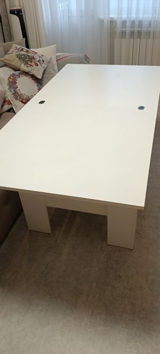 Продам журнальный столик