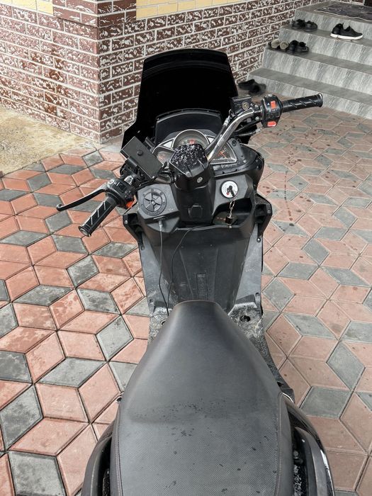 Продам мопед макси