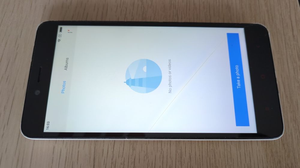 Продавам Xiaomi Redmi Note 2