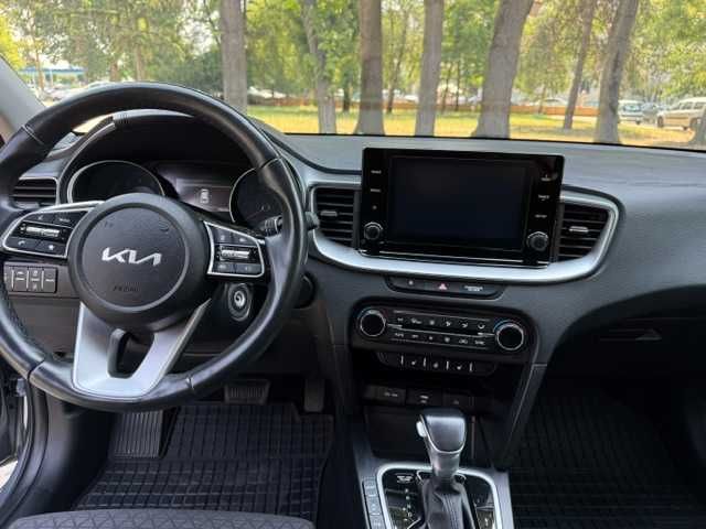 KIA Ceed 2022 — imagine 5