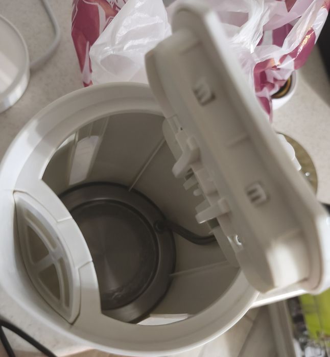 Продам чайник Braun