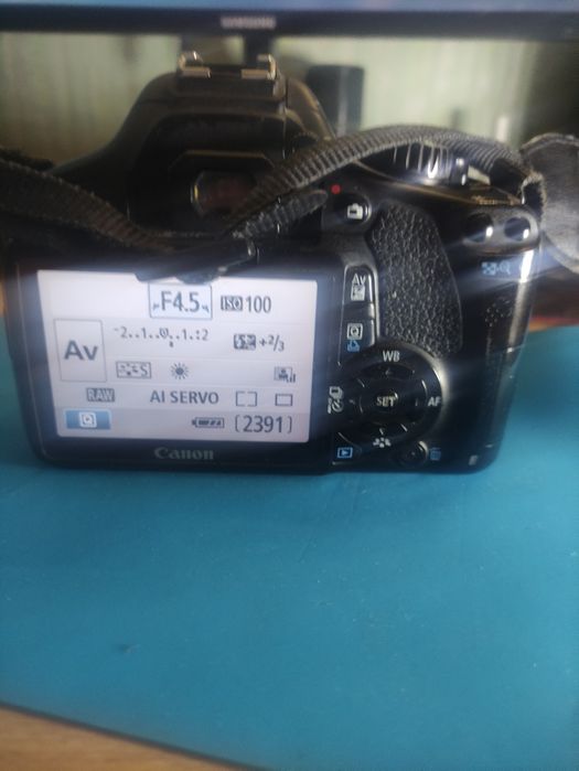 Canon EOS 550d. Обьектив EFS  18-55.