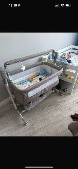 Манеж-кроваать детская